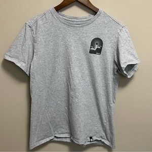 MEC Mountain Equipment Co-Op Grey T-Shirt Men’s Medium